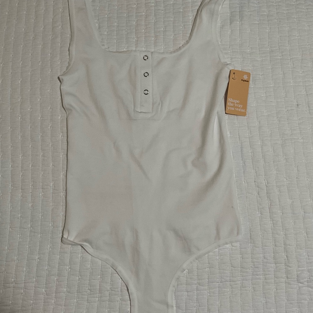 Popilush White Henley - brand new
